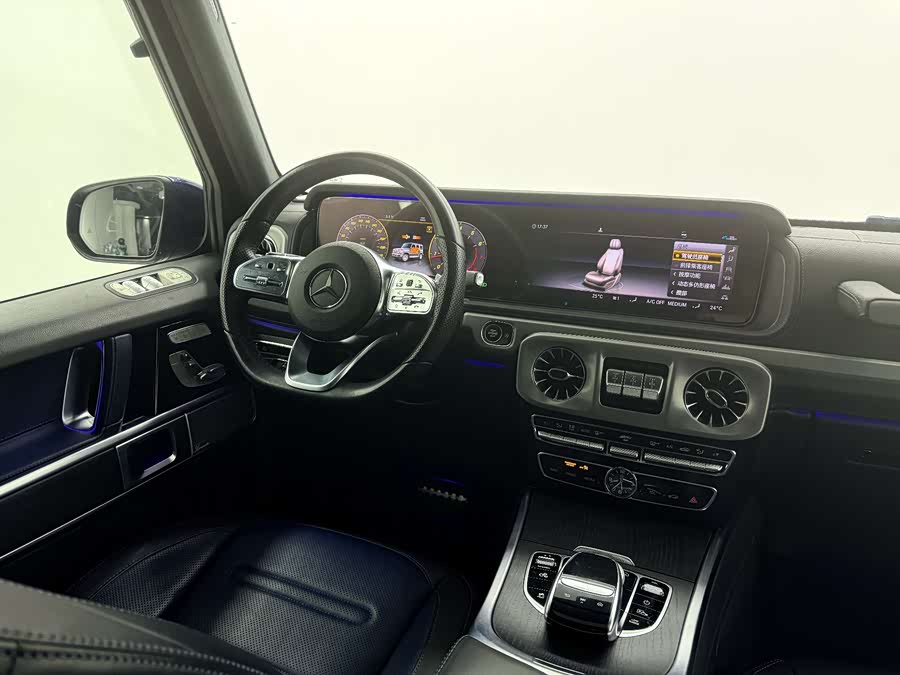 Mercedes-Benz G Class 2021 صورة سيارة #32