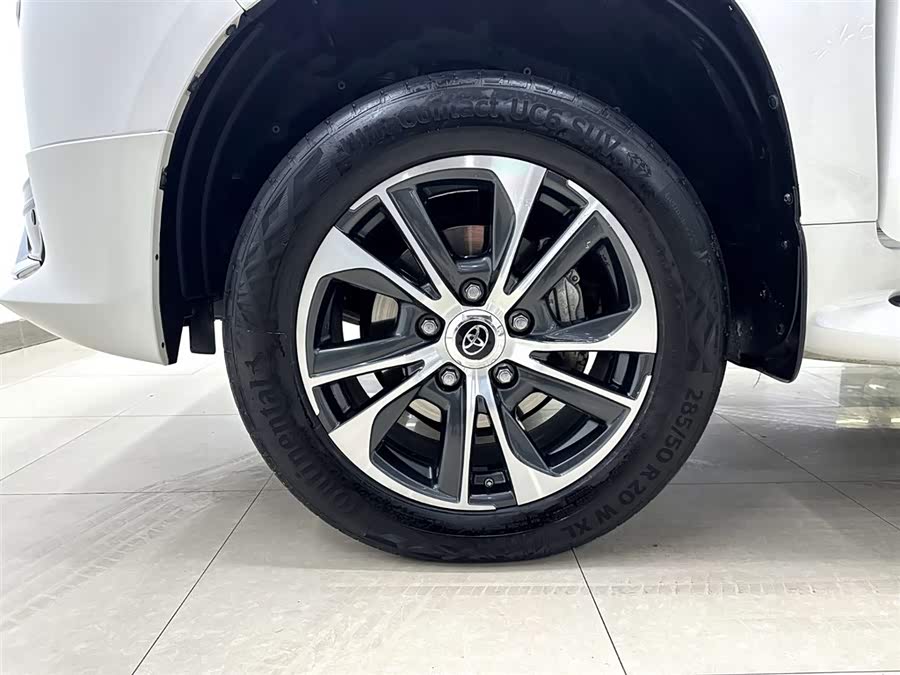 Toyota 2020 car image #32