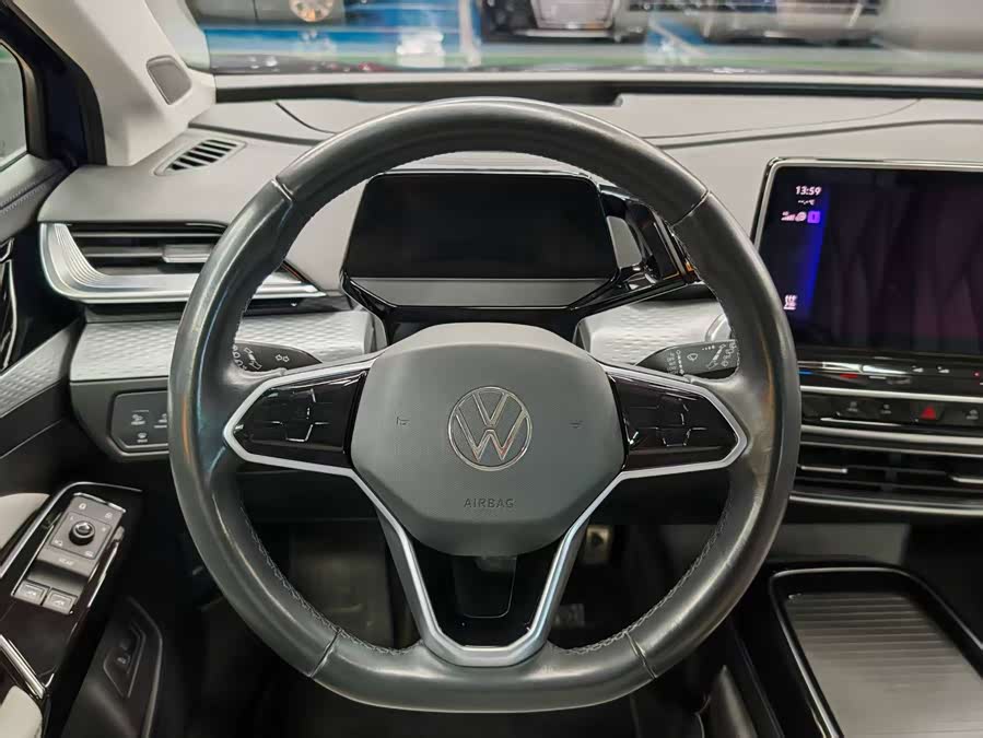 Volkswagen ID.6 X 2022 #32 Volkswagen ID.6 X 2022 car image #32