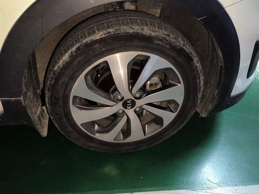 Kia Rio Cross 2018 car image #32