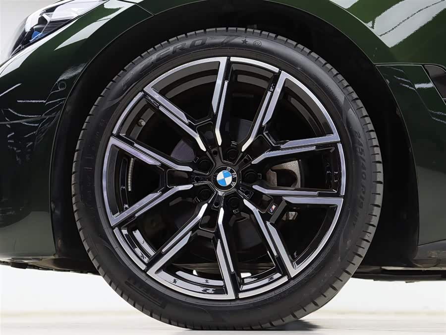 BMW 4 Series 2022 car image #32
