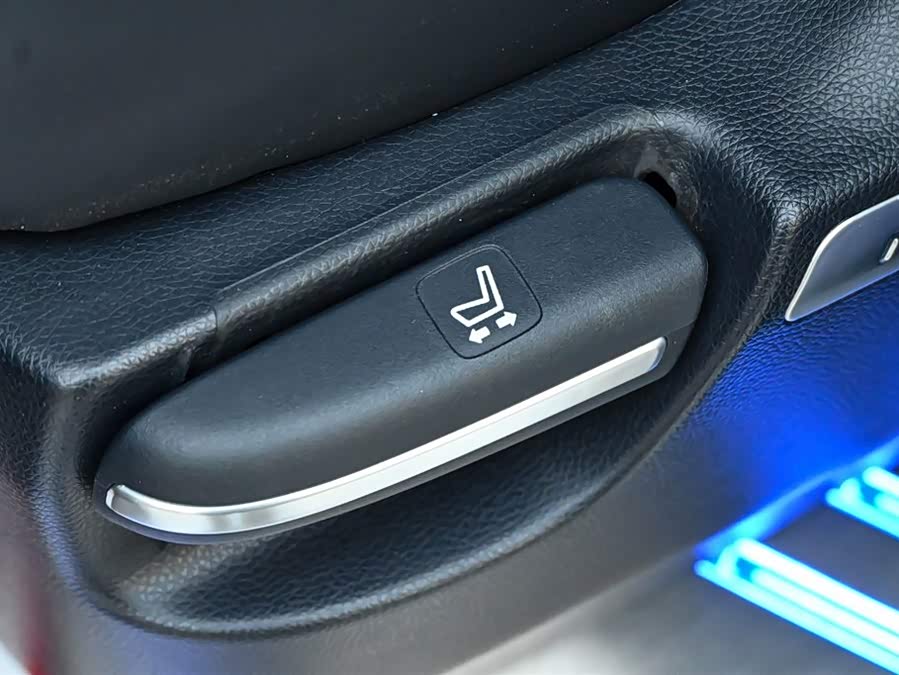 GAC Trumpchi M8 2022 #32 GAC Trumpchi M8 2022 car image #32