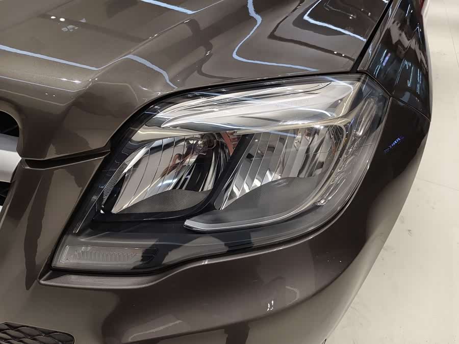 Mercedes-Benz GLK Class 2013 immagine di auto #32