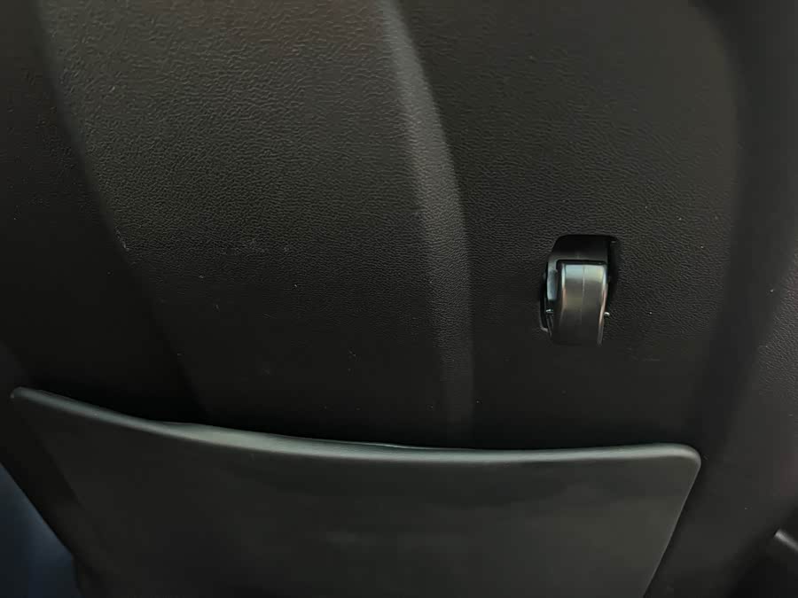 Forthing T5 EVO 2022 #32 Forthing T5 EVO 2022 car image #32