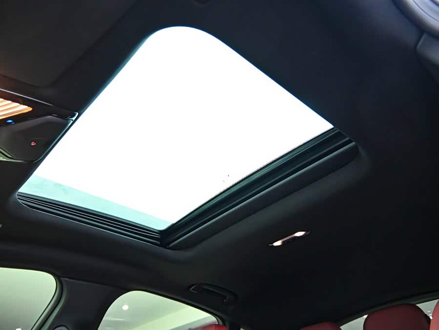 BMW i4 2025 car image #32