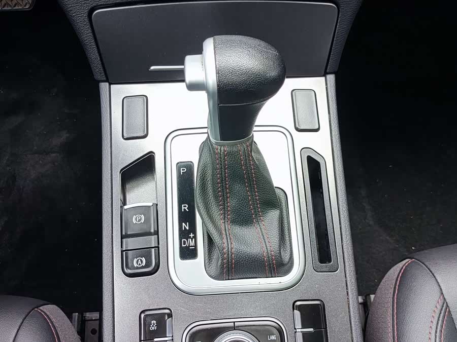 Haval H6 Coupe 2018 изображение автомобиля #32