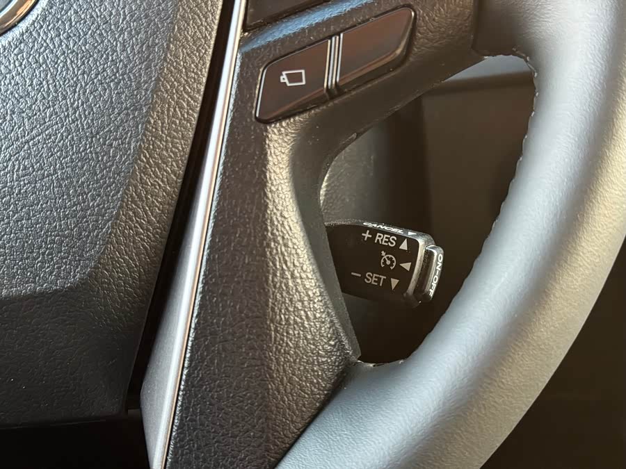 Toyota Alphard 2017 car image #32