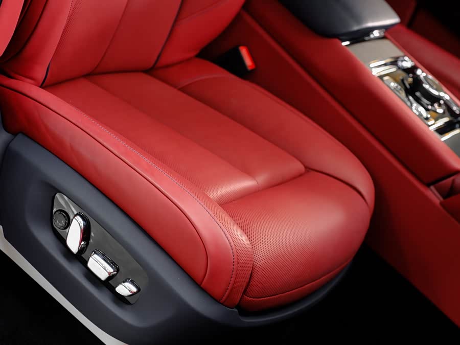 Rolls-Royce Cullinan 2023 #32 Rolls-Royce Cullinan 2023 car image #32