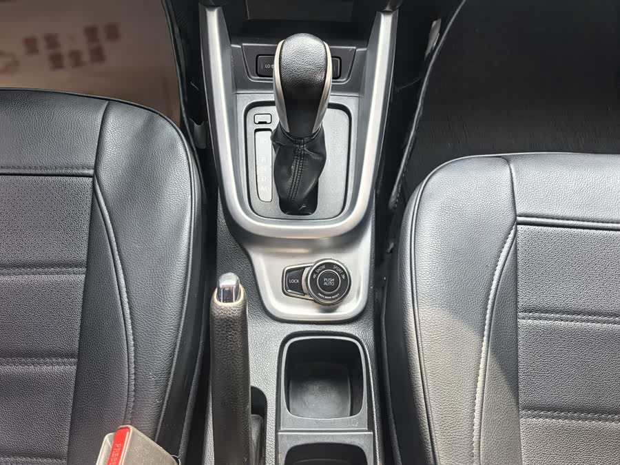Suzuki Vitara 2016 car image #32