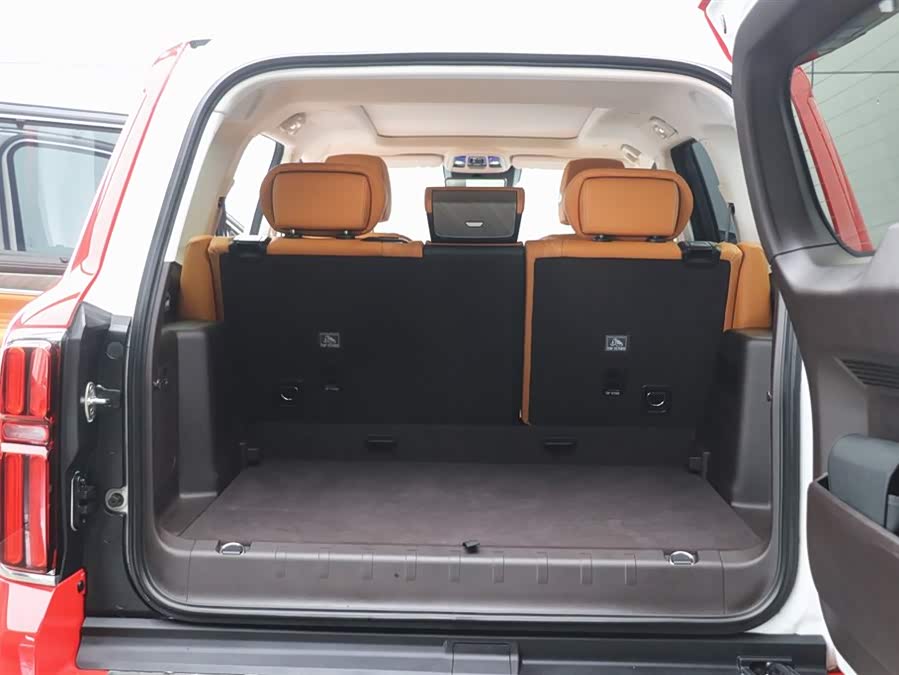 Tank 500 New Energy 2025 #32 Tank 500 New Energy 2025 car image #32