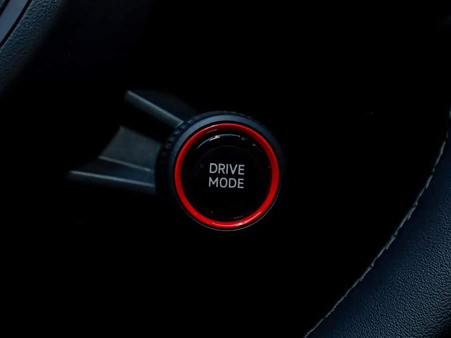 小米汽车 小米SU7 2025 汽车图片 #32