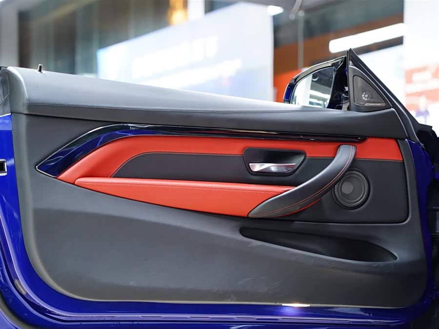 BMW M4 2019 car image #32