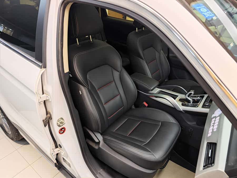 GEELY Boyue 2019 car image #32