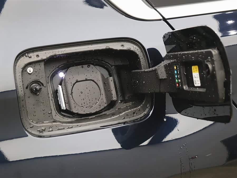 BMW i3 2024 car image #32