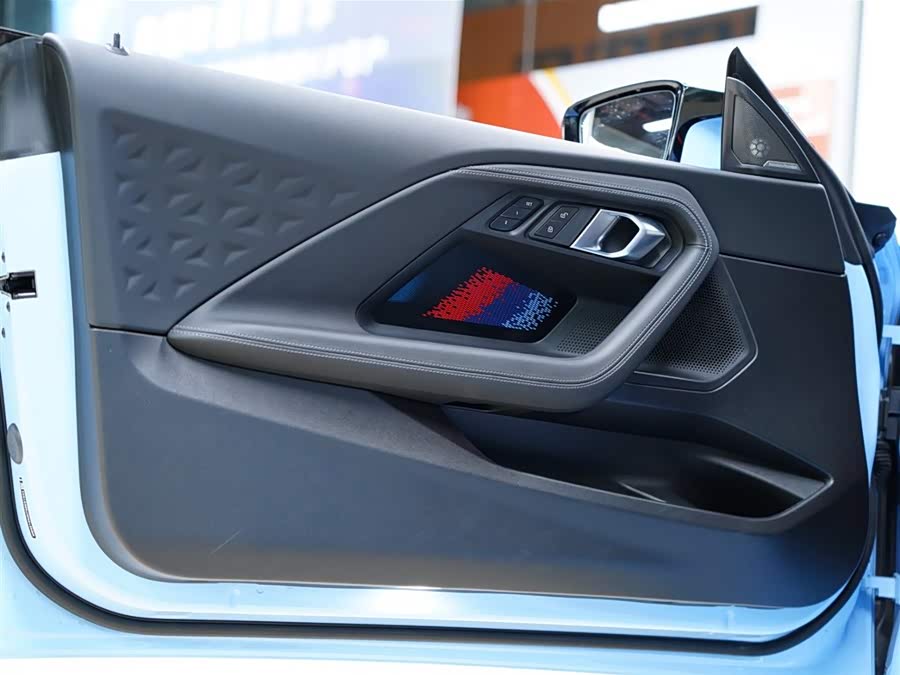 BMW M2 2024 car image #32