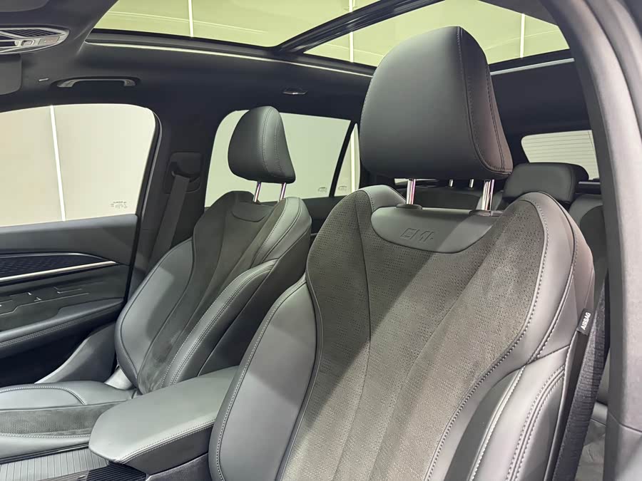 GEELY Monjaro 2024 car image #32