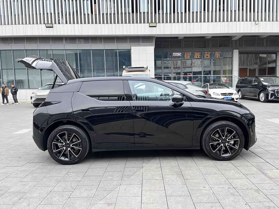 极氪 极氪X 2024 汽车图片 #32