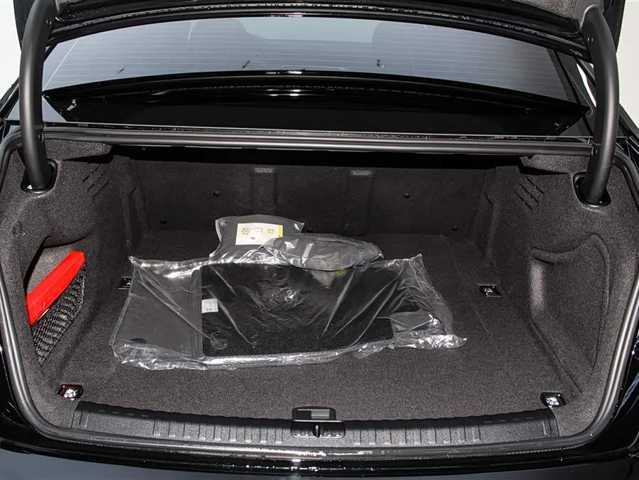 Audi A6L 2025 car image #32
