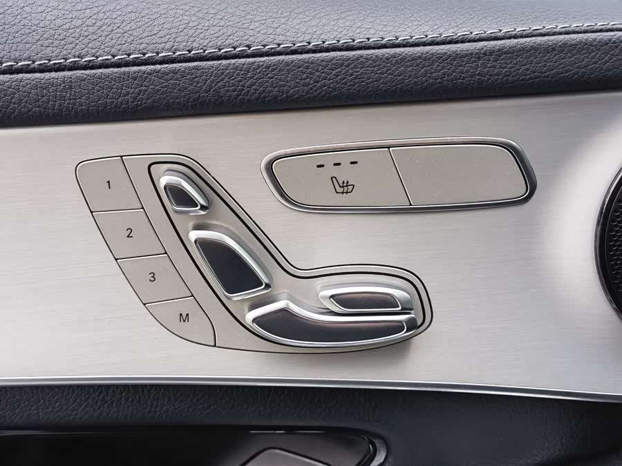 Mercedes-Benz GLC Coupe 2023 #32 Mercedes-Benz GLC Coupe 2023 car image #32