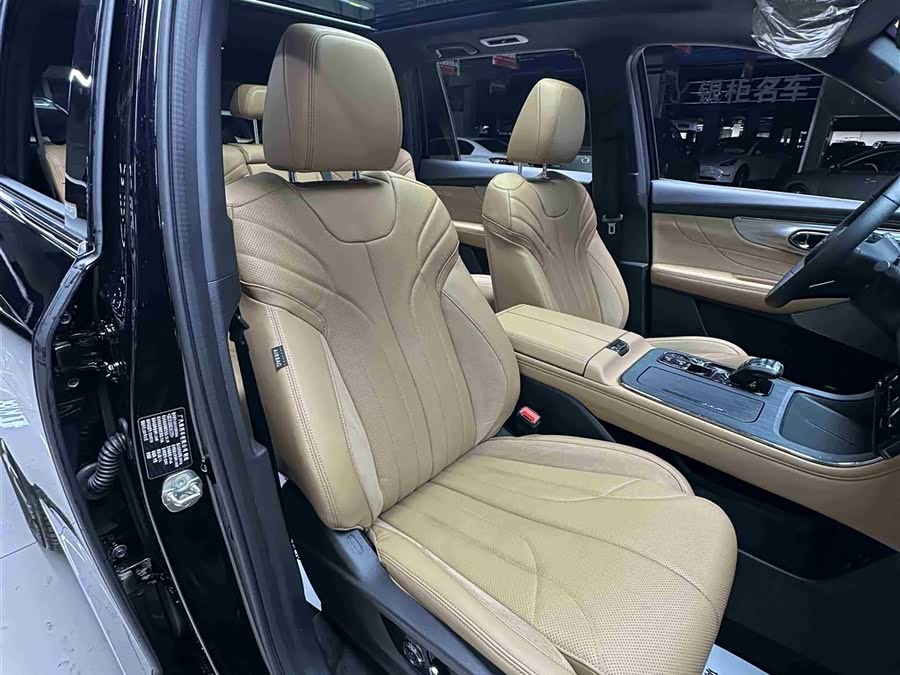 GAC Trumpchi ES9 2025 car image #32