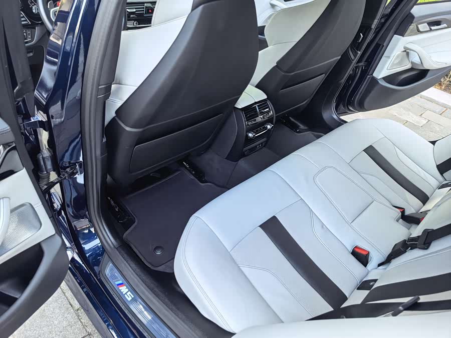 BMW M5 2023 #32 BMW M5 2023 car image #32