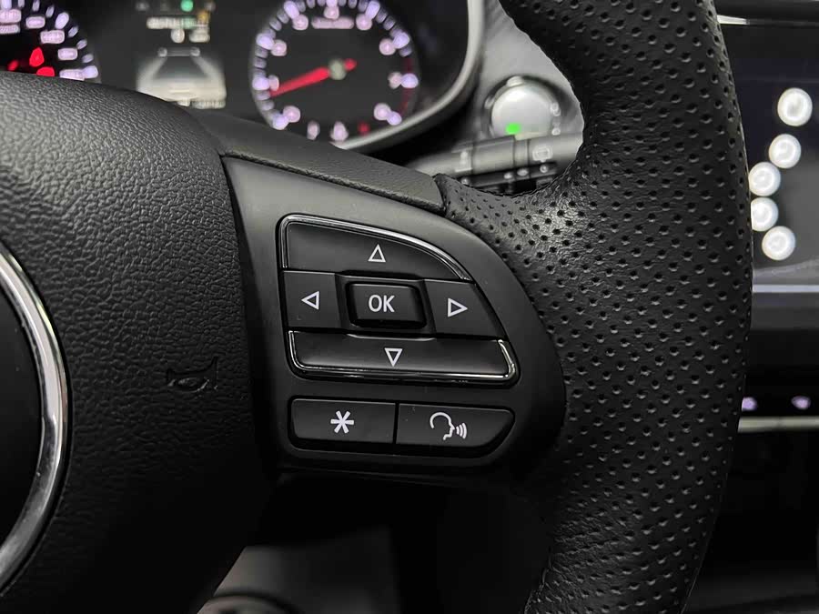 MG ZS 2022 car image #32