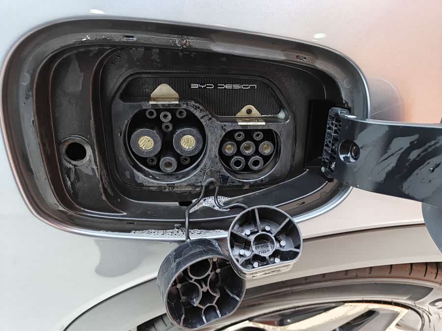 BYD Dolphin 2022 car image #32