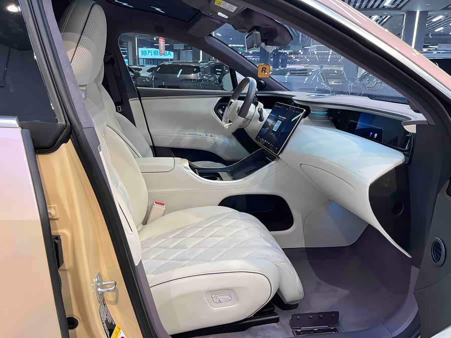 阿维塔 阿维塔11 2024 汽车图片 #32