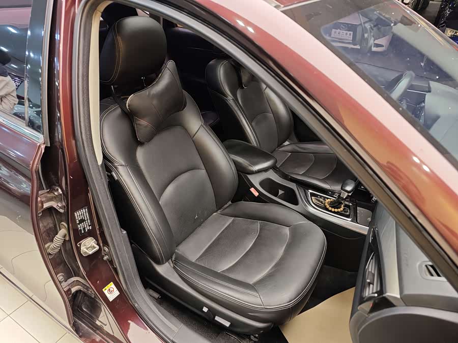 GAC Trumpchi GA6 2017 #32 GAC Trumpchi GA6 2017 car image #32