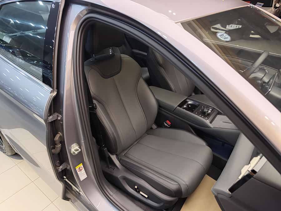 BYD Qin L 2025 #32 BYD Qin L 2025 car image #32