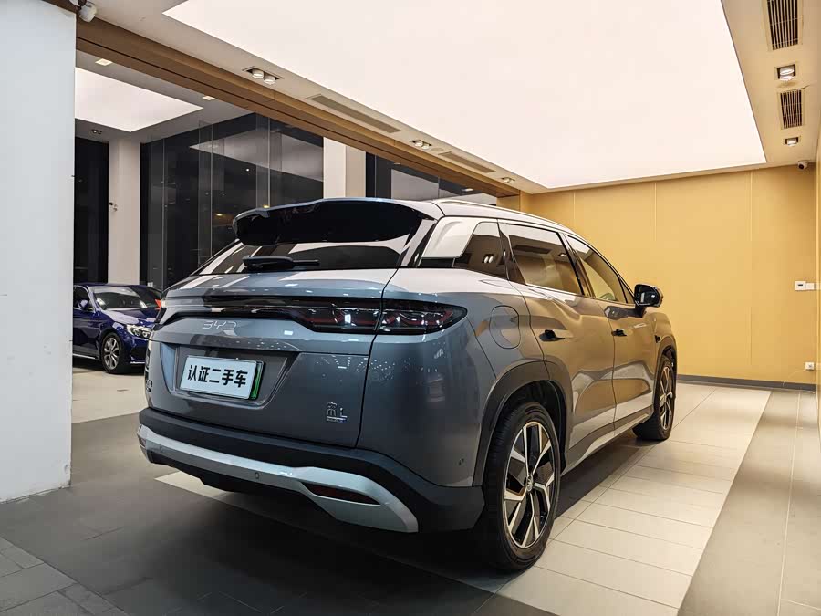 BYD SongL DM-i 2025 car image #32