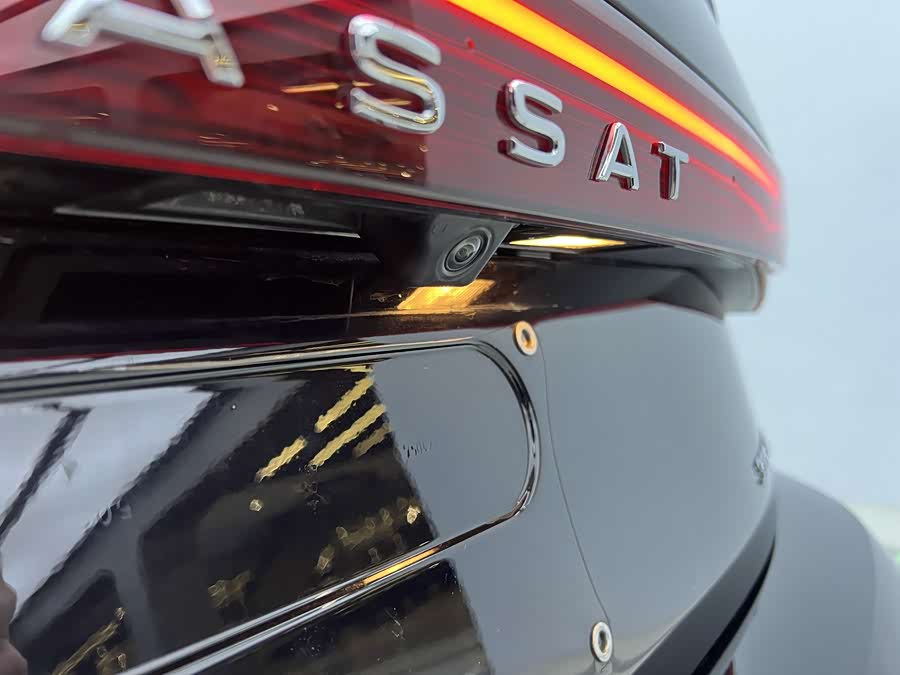 Volkswagen Passat 2024 immagine di auto #32