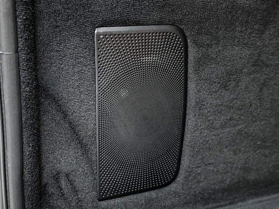 Mercedes-Benz G Class 2024 изображение автомобиля #32