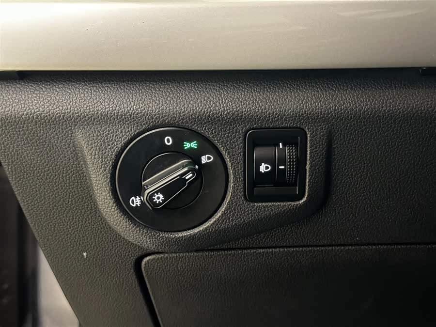 Volkswagen Bora 2020 immagine di auto #32