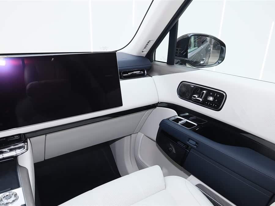 极氪 极氪9X 2026 汽车图片 #32