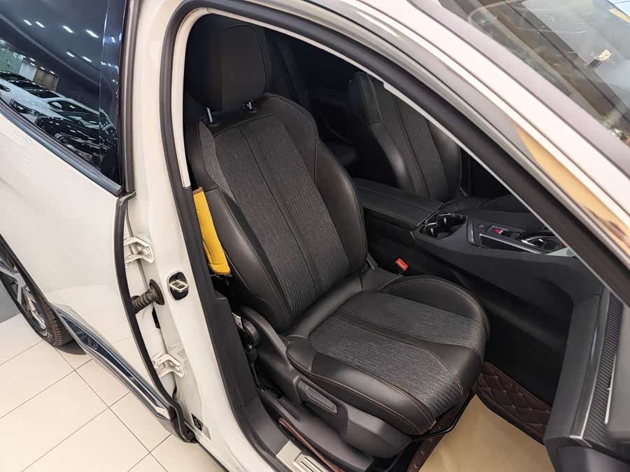 标致 标致4008 2016 汽车图片 #32