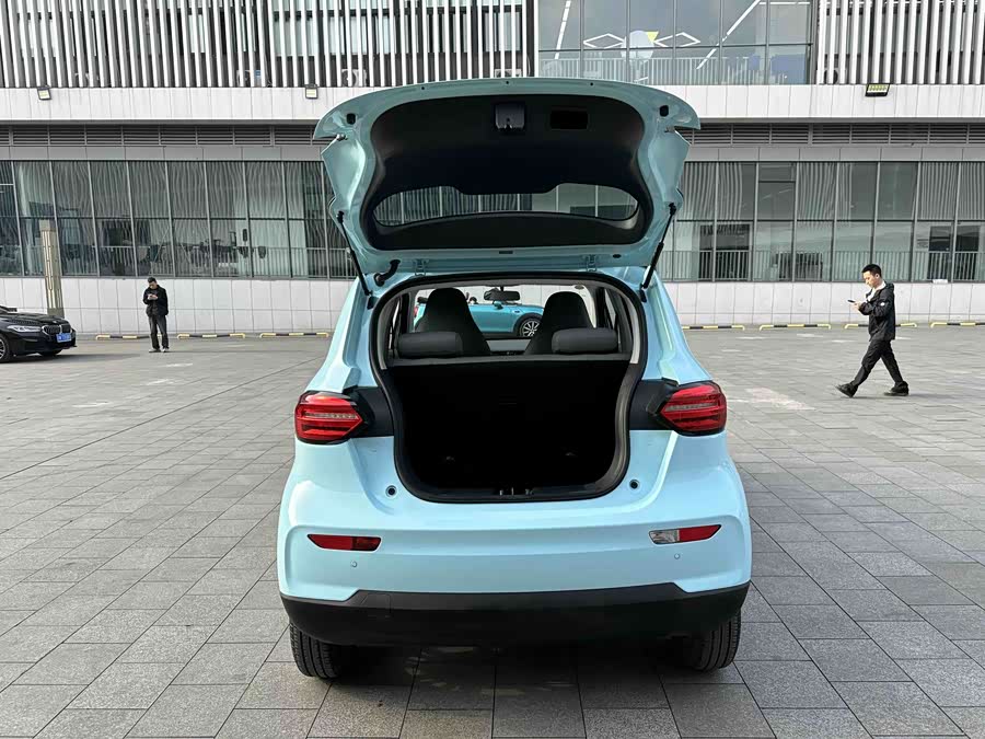 零跑汽车 零跑T03 2025 汽车图片 #32