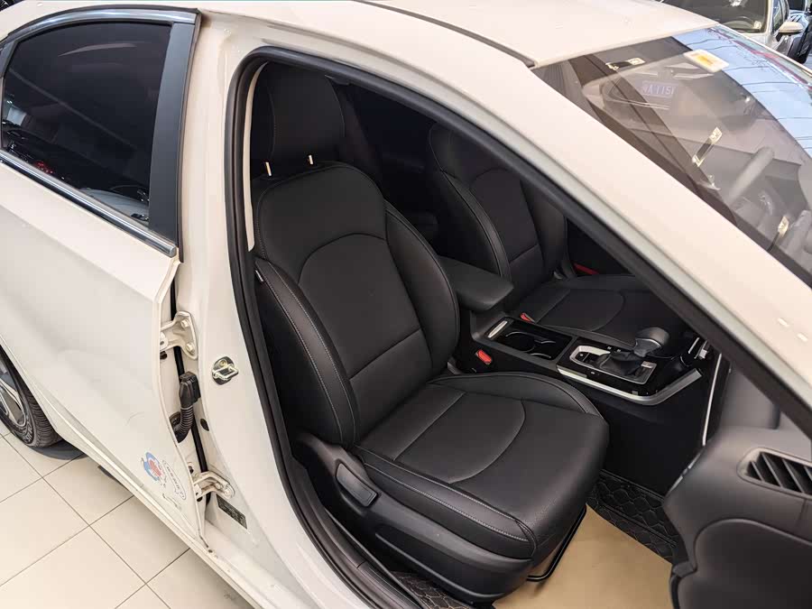 Kia K3 2020 imagen de coche #32