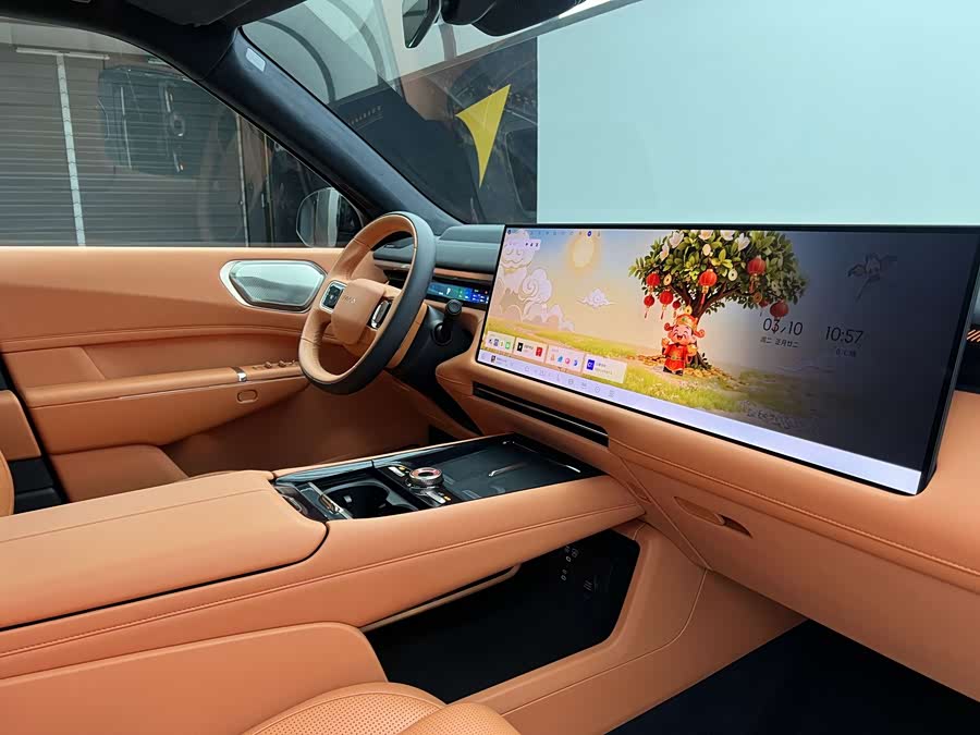 Lynk & Co 900 2025 car image #32