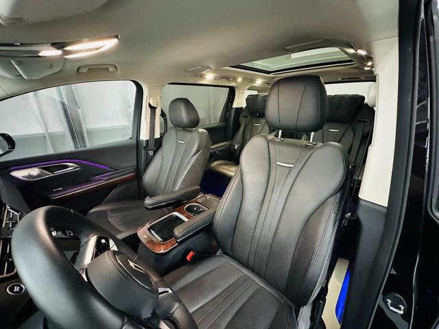 HongQi HQ9 PHEV 2024 immagine di auto #32