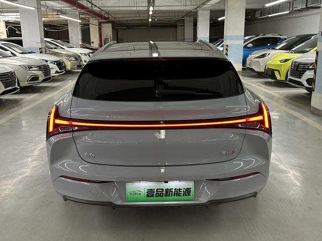 哪吒汽车 哪吒S猎装 2024 #32 哪吒汽车 哪吒S猎装 2024 汽车图片 #32