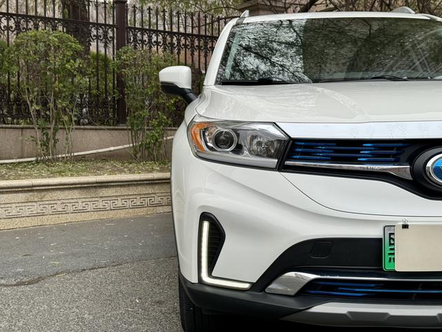 GAC ix4 2019 صورة سيارة #32