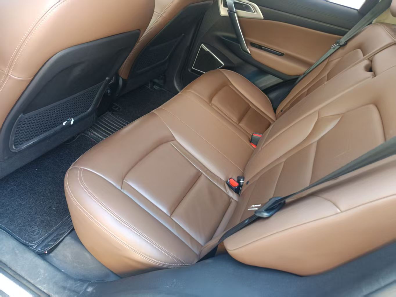 GEELY Boyue 2017 immagine di auto #32
