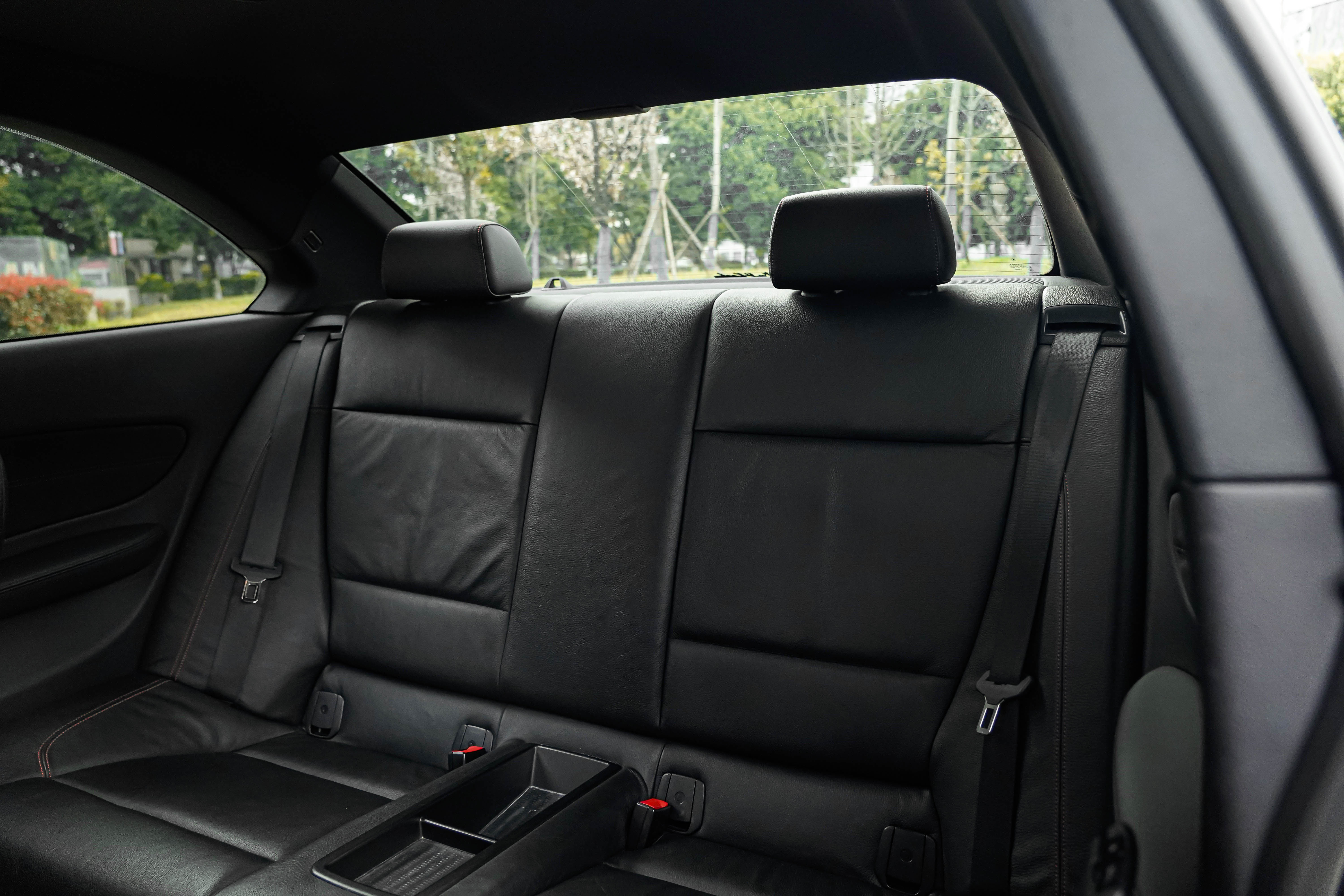 BMW 1 Series M 2012 #32 BMW 1 Series M 2012 car image #32