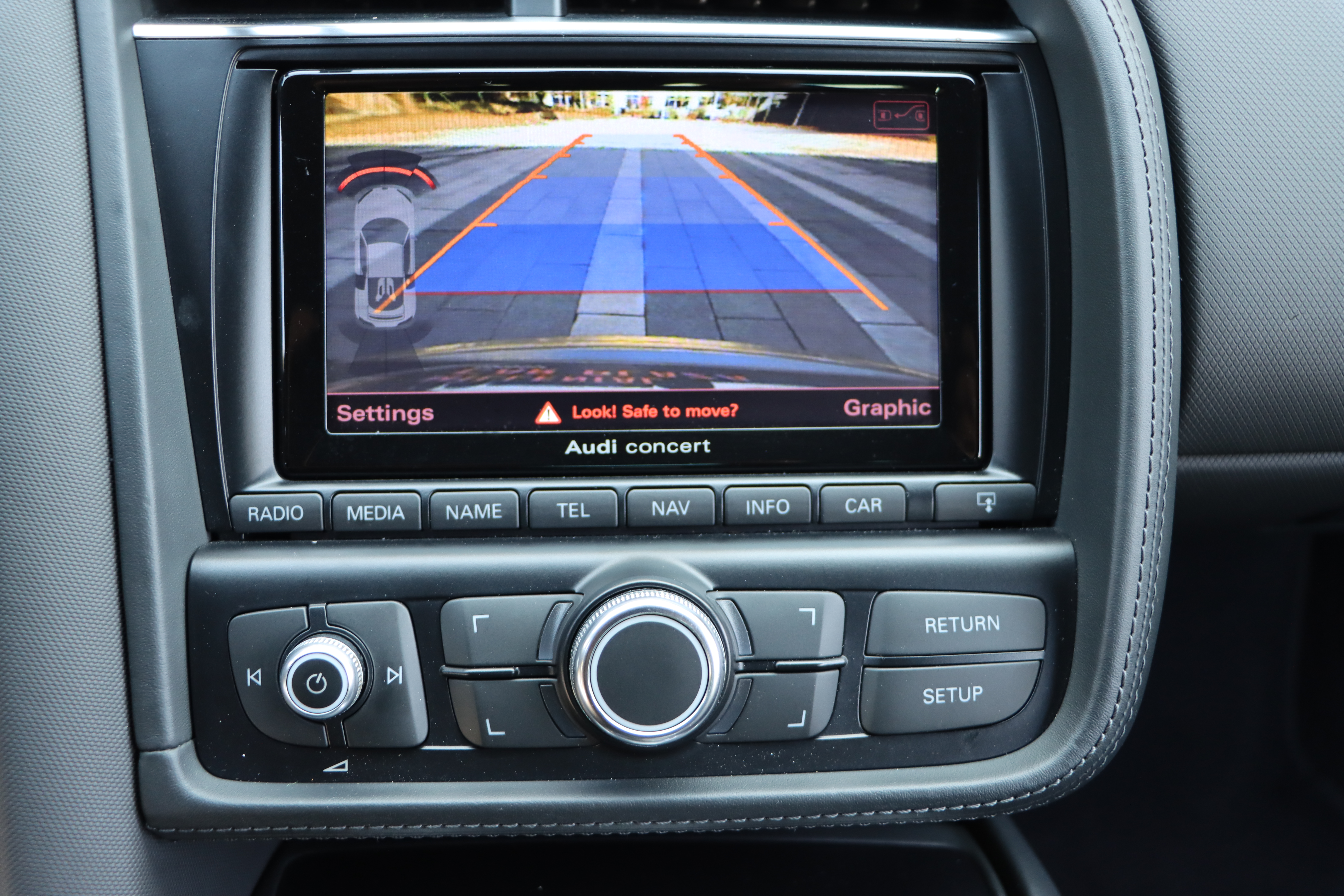 Audi R8 2016 car image #32