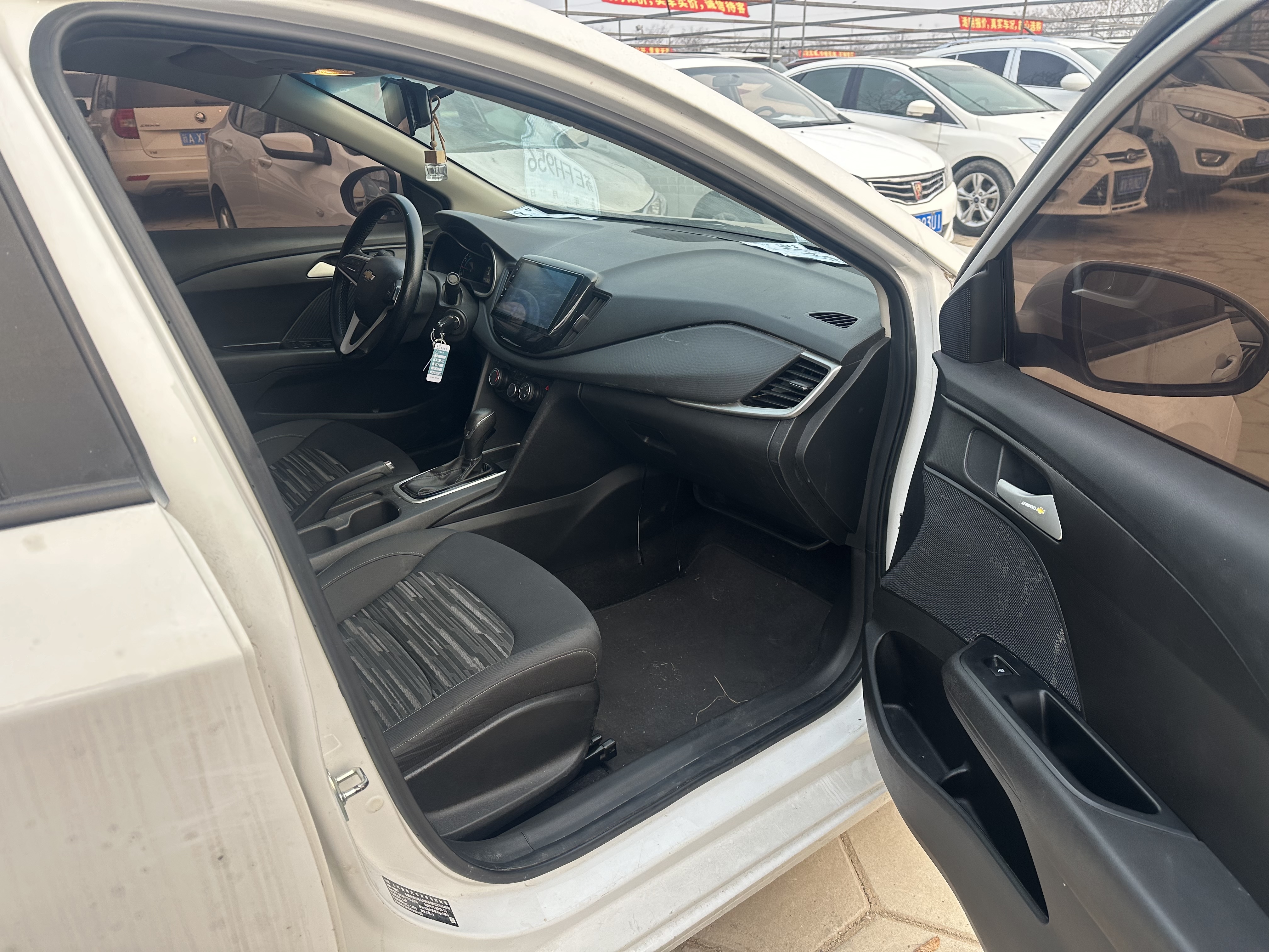 Chevrolet Cavalier 2018 car image #32