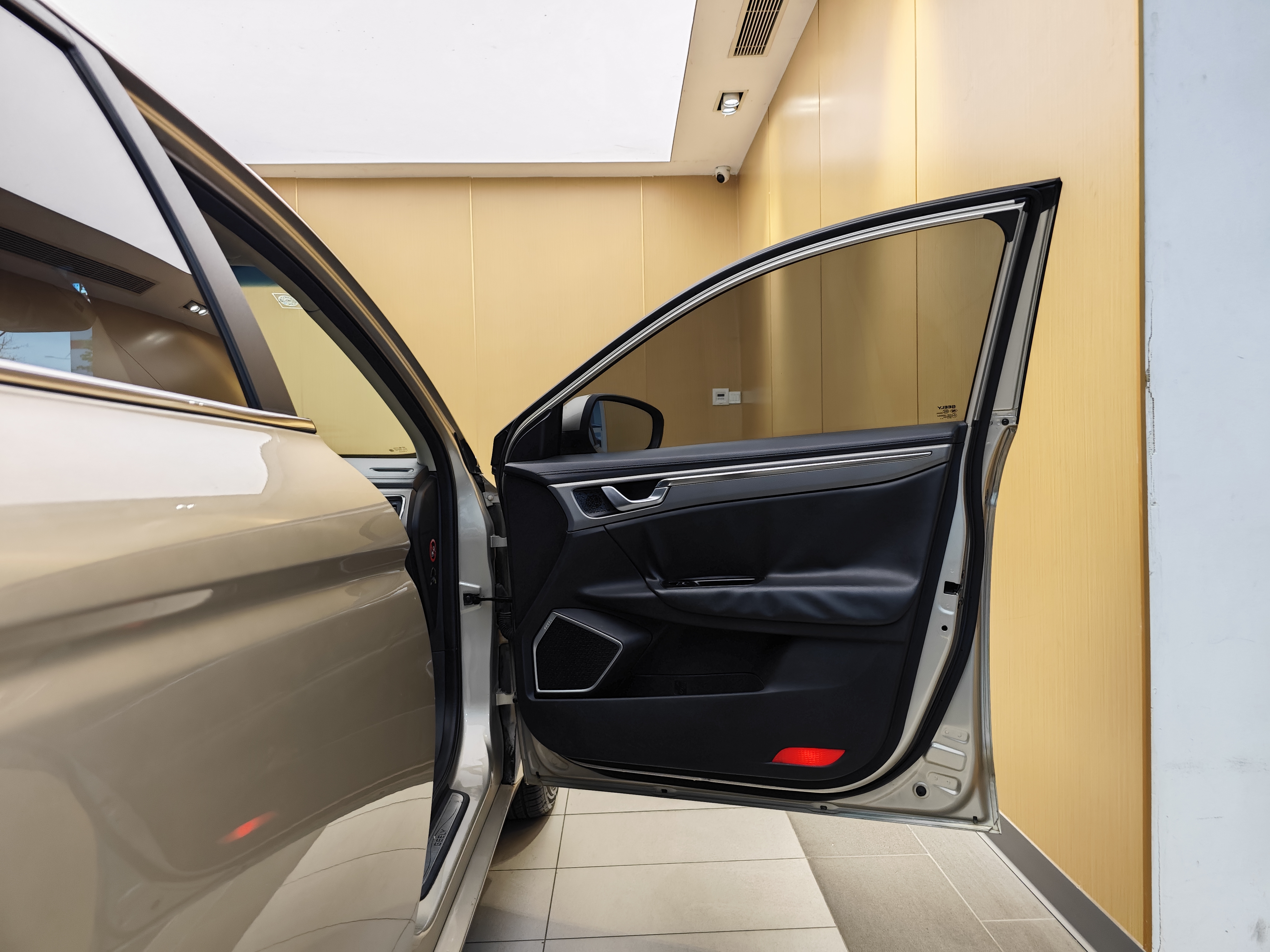 Emgrand GL 2018 immagine di auto #32