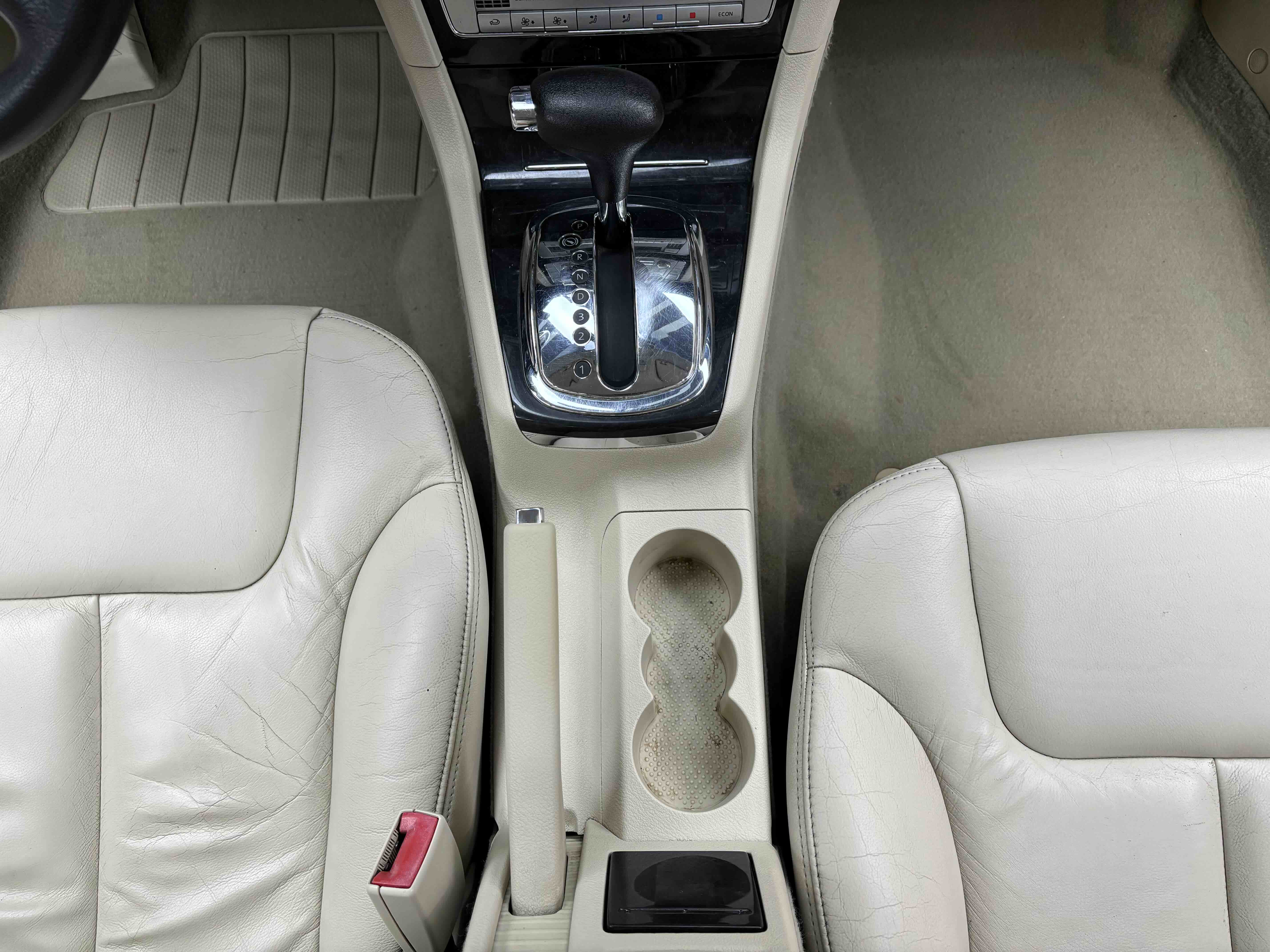 Volkswagen Passat Lingyu 2009 car image #32