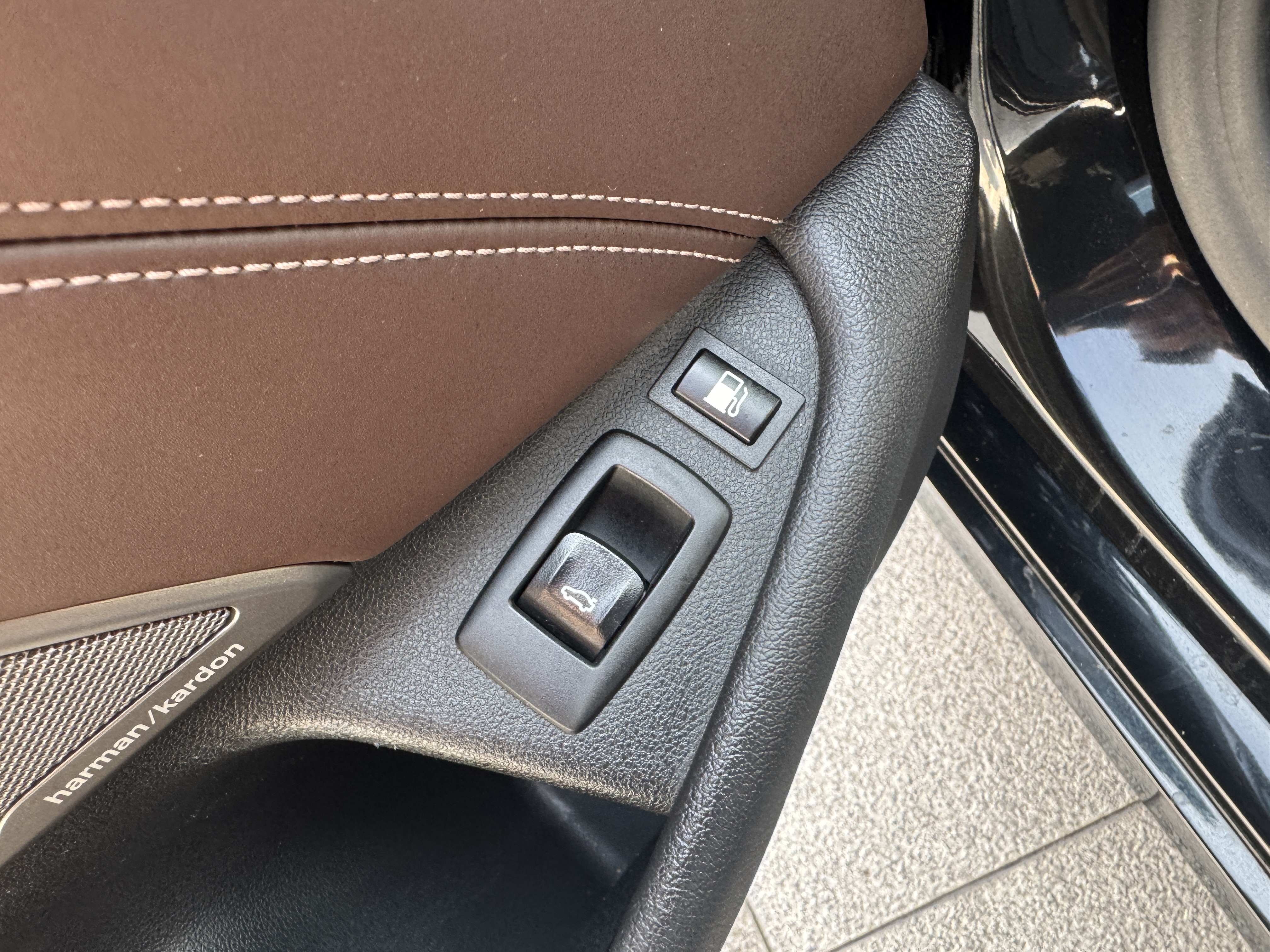 BMW 5 Series New Energy 2020 car image #32