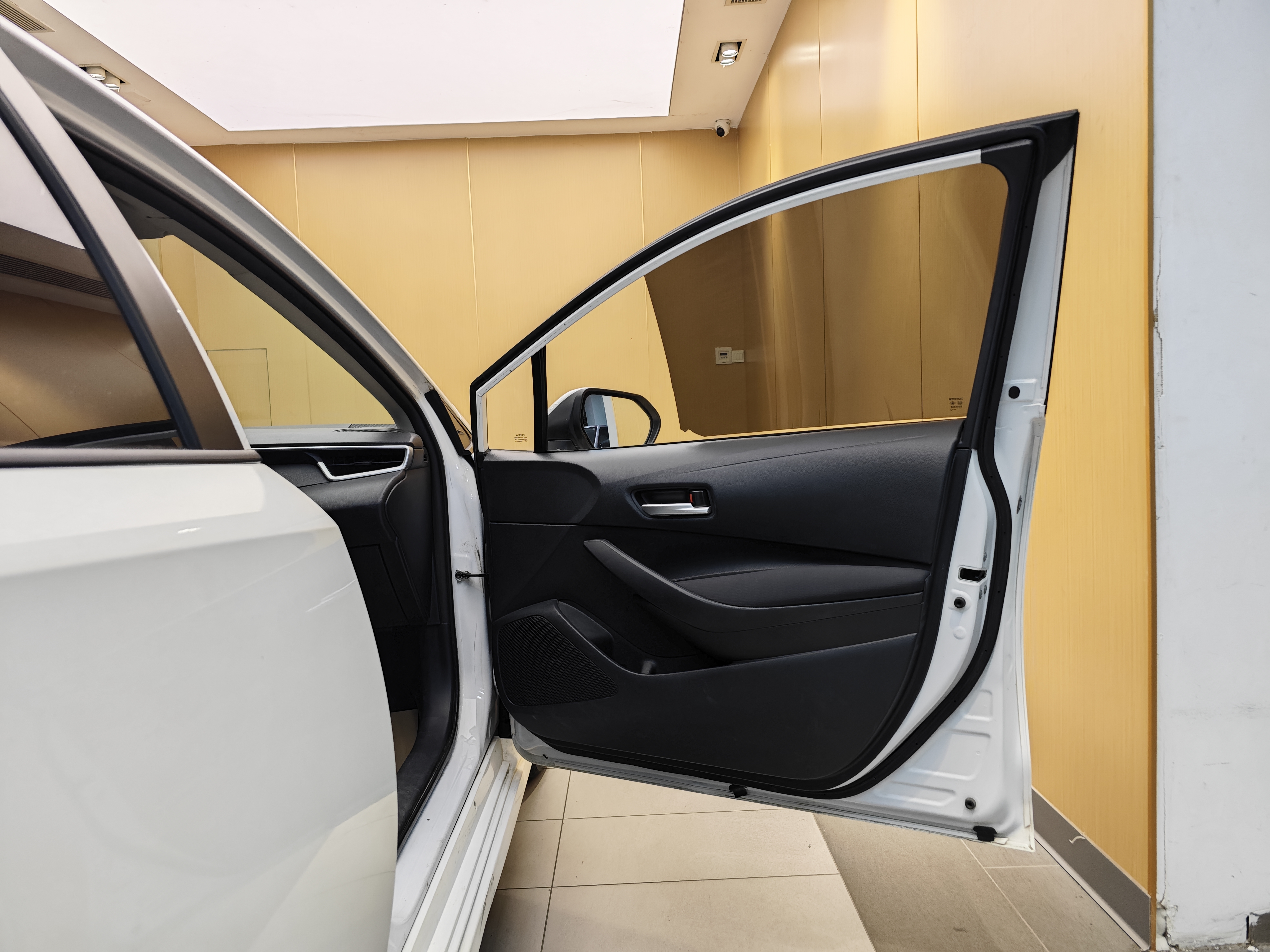 Corolla 2022 immagine di auto #32